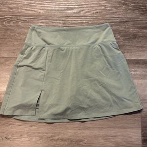 🍐Old Navy🍐 Active High-Rise Skirt